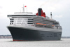 Queen-Mary-2-28-July-2007.jpg (81738 bytes)